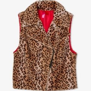NEW Forever 21 Leopard Print Faux Fur Vest small